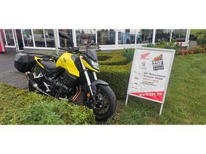 HONDA CB750 HORNET INKLUSIVE QUICKSHIFTER UND VIELEN EXTRAS