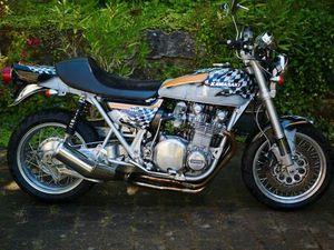 KAWASAKI Z1 Z900 STREETFIGHTER SHOWBIKE