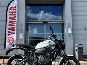 YAMAHA XSR 700 ABS 2022 700 CM3 | MOTO ROADSTER | 1 750 KM | BLANC | 14112 BIEVILLE BEUVILLE