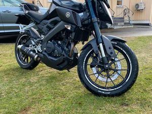YAMAHA MT-125
