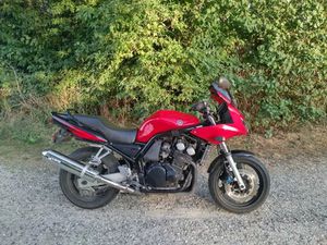 YAMAHA FZS 600 FAZER