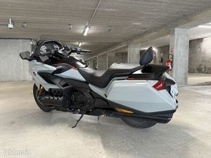 HONDA GL 1800 GOLDWING BAGGER DCT