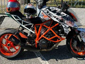 KTM 1290 SUPER DUKE R SUPER DUKE R
