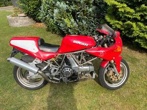 DUCATI 900 SS