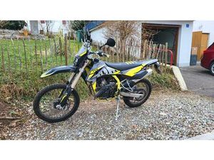 SWM RS 125 R