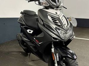 SCOOTER YAMAHA AEROX R NS 50 CANTON TESSIN -