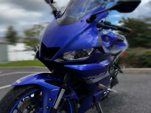 YAMAHA YZF R3