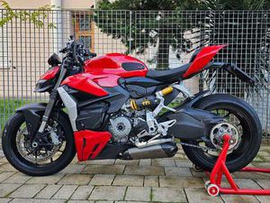 DUCATI STREETFIGHTER ROSSO