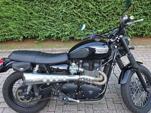 TRIUMPH SCRAMBLER 900 NERO