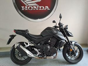 GEBRAUCHTFAHRZEUG HONDA CB750 HORNET MY´25