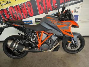 KTM 1290 SUPER DUKE GT 2024