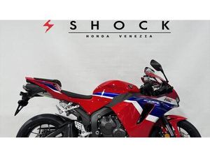 VENDO HONDA CBR 600 RR (2024 - 25) USATA A VENEZIA (CODICE 9820773) - MOTO.IT