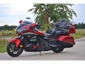 ② HONDA 1800 GL DELUXE EDITION