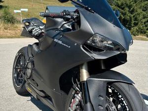 DUCATI PANIGALE 1199 FULL CARBONVERKLEIDUNG VIELE EXTRAS