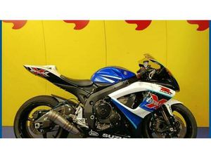 VENDO SUZUKI GSX R 750 (2006 - 07) USATA A SAN SECONDO DI PINEROLO (CODICE 9820618) - MOTO.IT