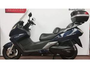 VENDO HONDA SILVER WING 600 (2001 - 05) USATA A MOSSA (CODICE 9820919) - MOTO.IT