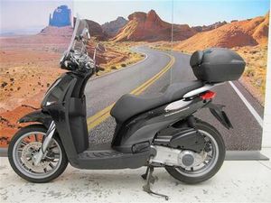 PIAGGIO CARNABY CRUISER 300