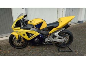 HONDA FIREBLADE CBR 900 SC50 RENNSTRECKENUMBAU