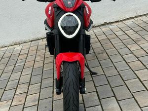 DUCATI MONSTER 950 PLUS