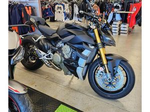 2022 DUCATI STREETFIGHTER V4