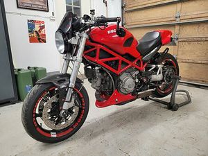 DUCATI MONSTER S2R