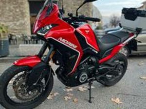 MOTO MORINI X-CAPE 649