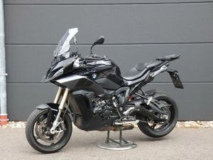 BMW S 1000 XR TRIPLE BLACK AKRAPOVIC, 1. HAND