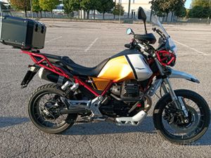 MOTO GUZZI V85TT