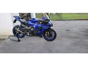 YAMAHA R1 RN65 998 CM3, 2021 GOD.