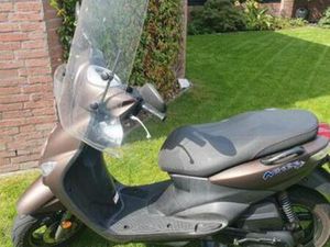 YAMAHA NEOS 4 / 2017 — SCOOTERS | YAMAHA — MARKTPLAATS