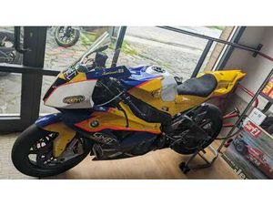 BMW HP4 ALLESTIMENTO PISTA COMPLETO. BIANCO