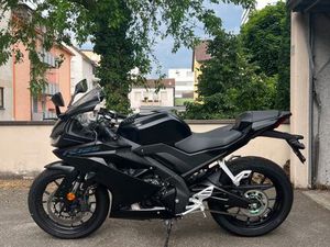YAMAHA YZFR-125
