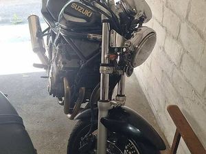 SUZUKI BANDIT CANTON SOLEURE -