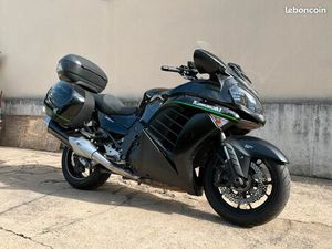 KAWASAKI GTR 1400
