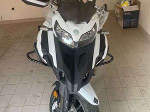 BENELLI TRK 502 STRADALE BIANCO