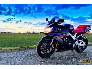 HONDA CBR 929 RR 2000