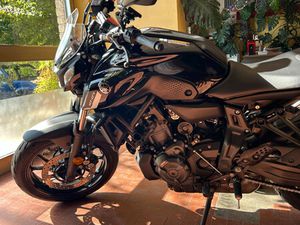 YAMAHA MT-07 PURE