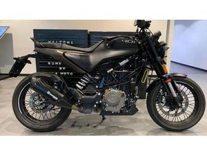 VENDO HUSQVARNA SVARTPILEN 401 (2021 - 23) USATA A ROMA (CODICE 9822617) - MOTO.IT