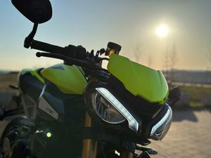 TRIUMPH STREET TRIPPLE 765 MOTO2 LIMITED EDITION