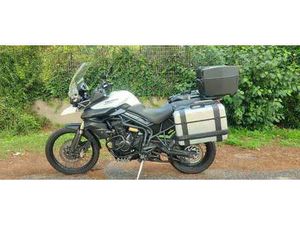 TRIUMPH TIGER 800 XC ABS BIANCO