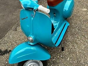 VESPA 50N (V5A1T)