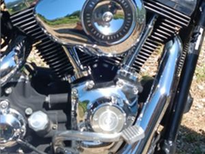 HARLEY DAVIDSON DYNA SUPER GLIDE 2010