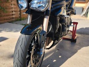 RE: TRIUMPH SPEED TRIPLE 1050 S