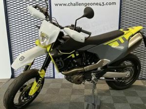 HUSQVARNA 701 SUPERMOTO 2025 701 CM3 | MOTO SUPER MOTARD | 1 KM | 43000 LE PUY EN VELAY