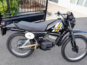 1982 MOTOBECANE MOBYLETTE A VENDRE