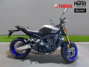 SPECIAL OFFER, NEW YAMAHA MT-09 SP, SAVE £811