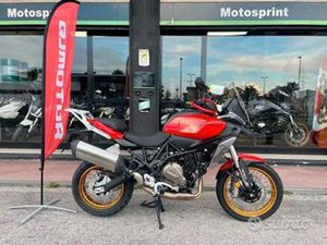 QJ MOTOR SRT 700 SX 2025 PRONTA CONSEGNA