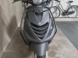 PIAGGIO ZIP 4T - BETROUWBARE SCOOTER — SCOOTERS | YAMAHA — MARKTPLAATS