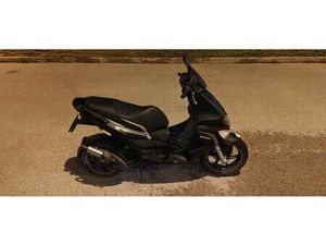 GILERA RUNNER 49 CM3, 2013 GOD.