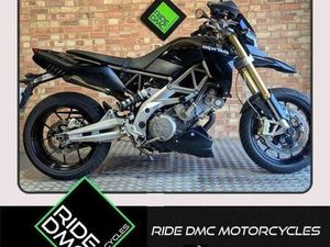 APRILIA DORSODURO 750 2009. GREAT BIKE . LOVELY EXAMPLE . NICE EXTRAS. 19K.
